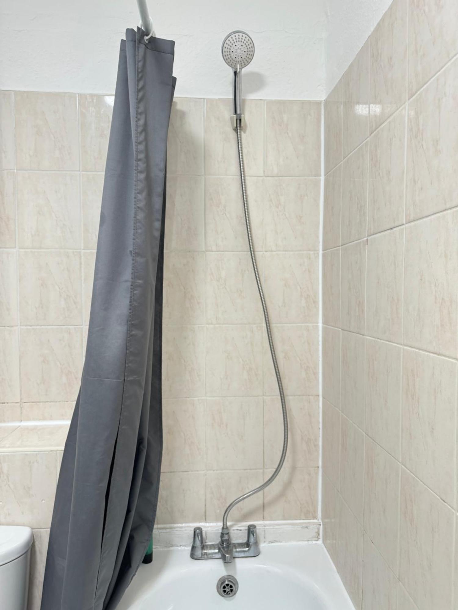 2 Bed Apt Sofa Bed Up To 6 런던 외부 사진