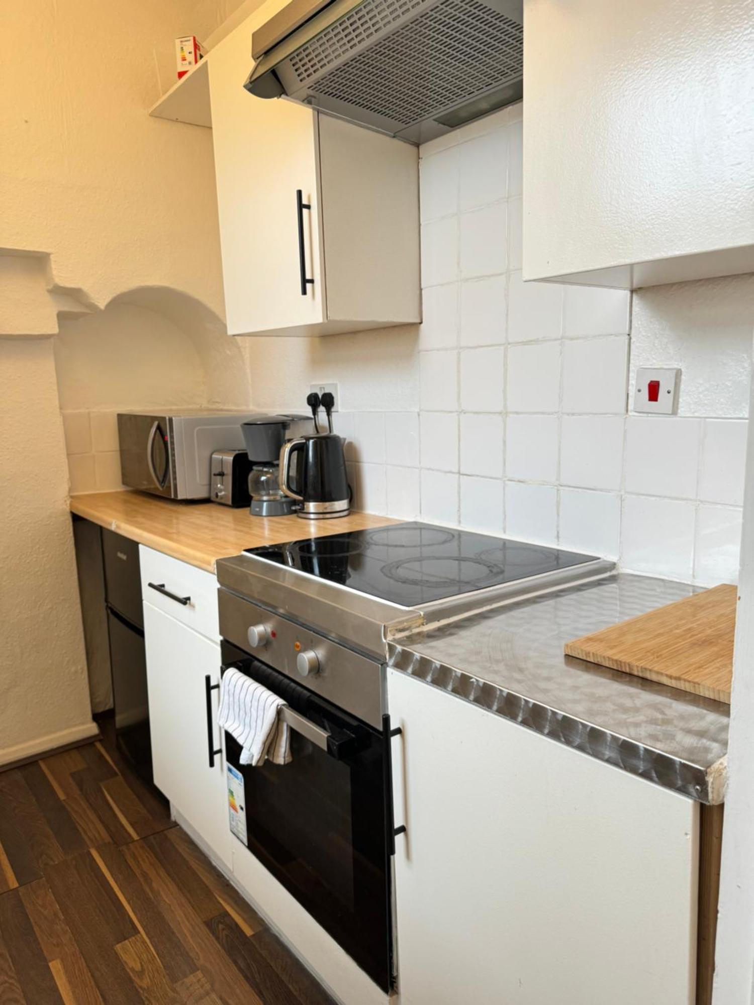 2 Bed Apt Sofa Bed Up To 6 런던 외부 사진
