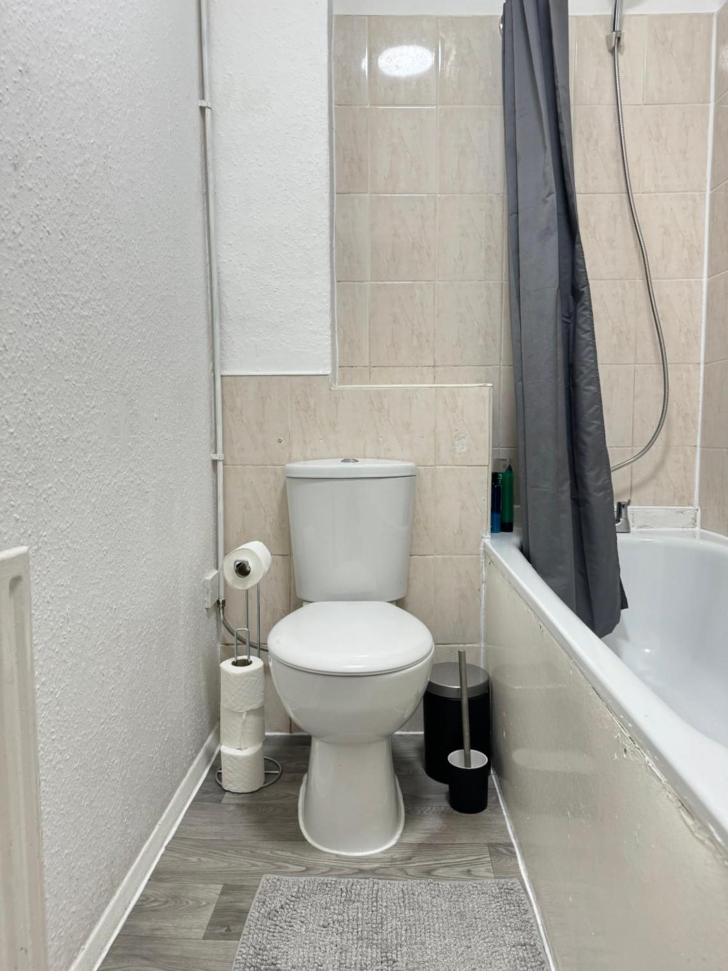 2 Bed Apt Sofa Bed Up To 6 런던 외부 사진