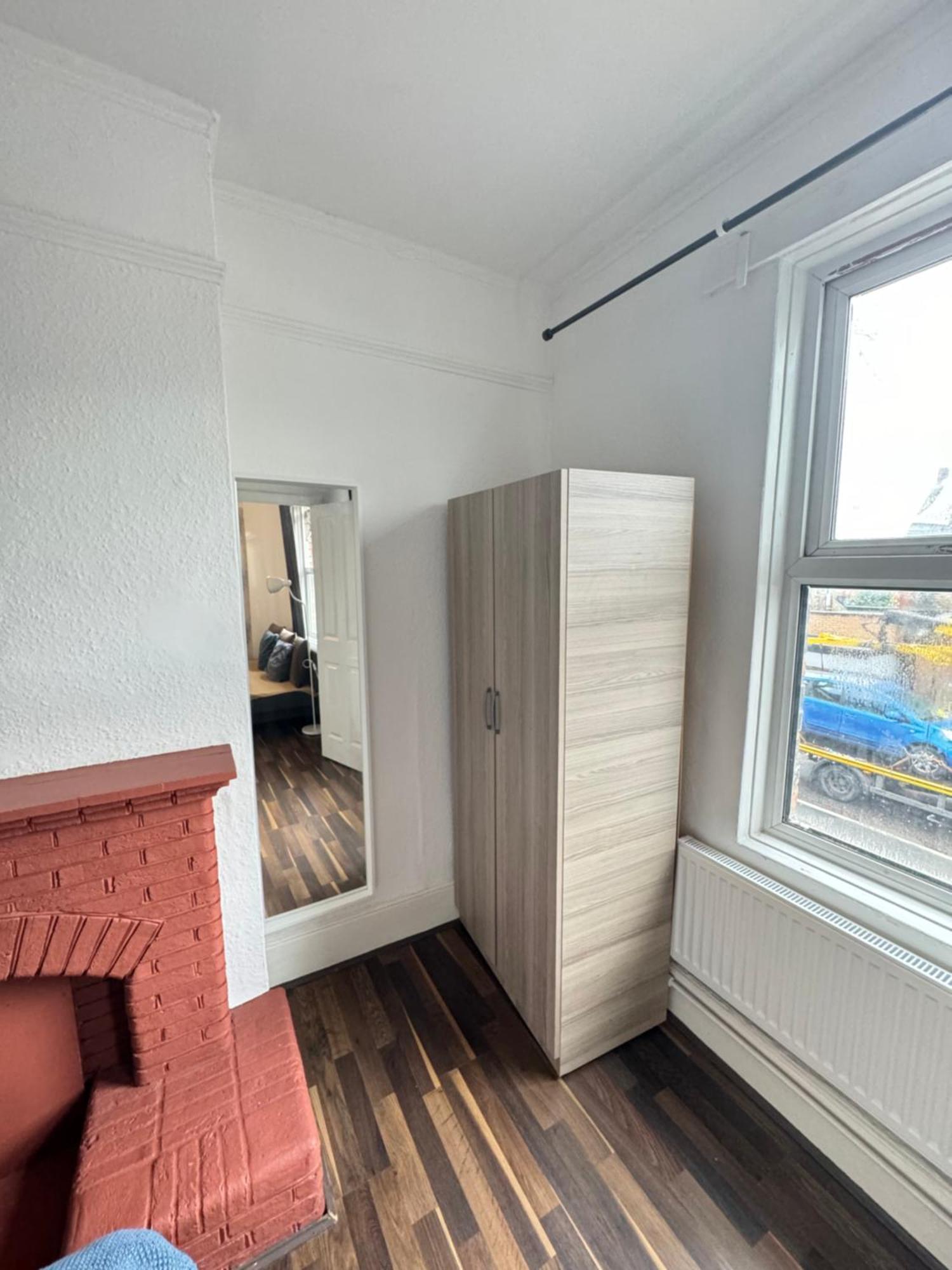 2 Bed Apt Sofa Bed Up To 6 런던 외부 사진